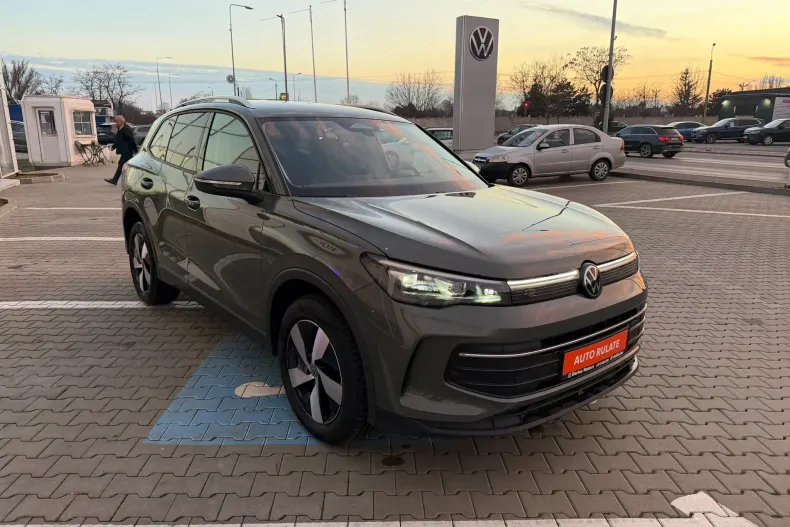 Volkswagen Tiguan din 2024 cu 19.200 km - oferta VOL167766 - foto 3