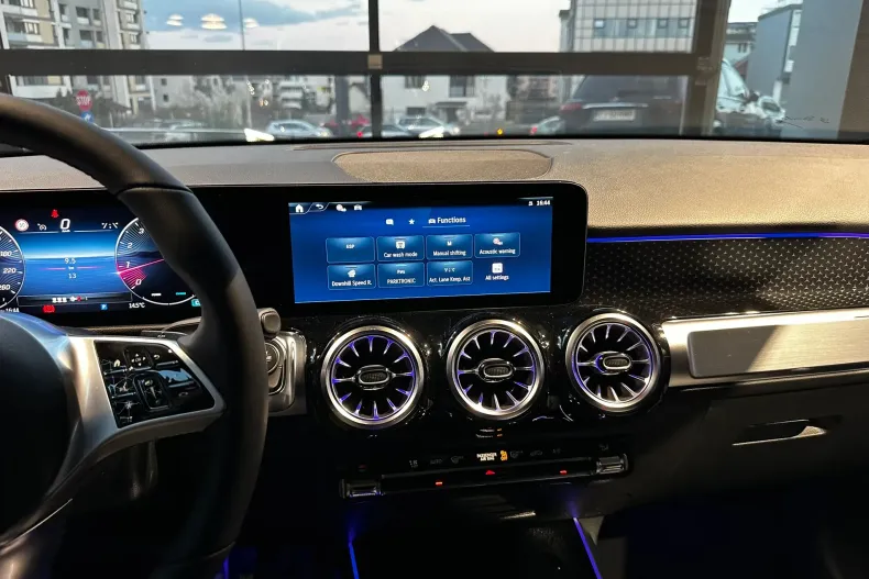 Mercedes-Benz GLB din 2025 cu 9 km - oferta MER167767 - foto 15