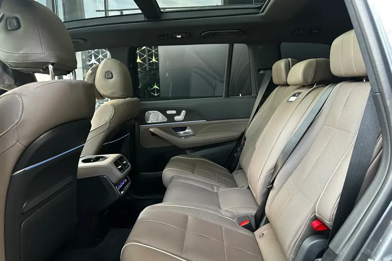 Mercedes-Benz GLS din 2025 cu 5.000 km - oferta MER167772 - foto 10