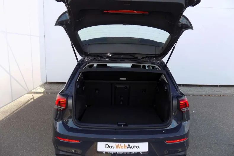 Volkswagen Golf din 2023 cu 53.784 km - oferta VOL167778 - foto 26