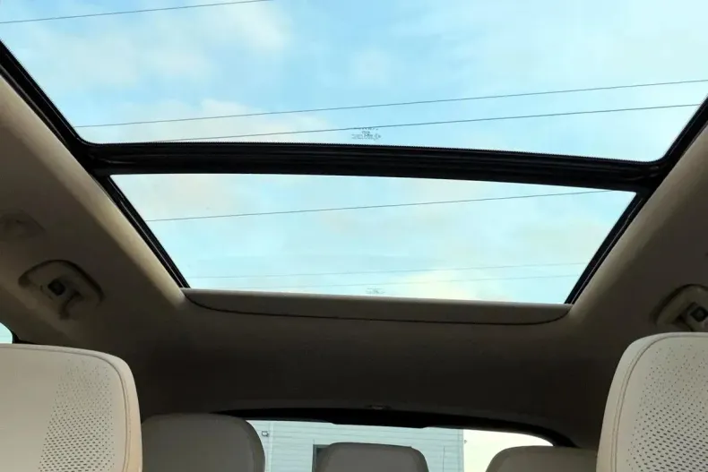 Lynk&Co 08 din 2025 cu 10 km - oferta LYN167779 - foto 18