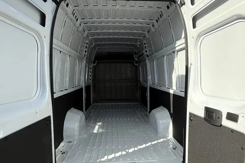 Citroën Jumper din 2025 cu 10 km - oferta CIT167783 - foto 13