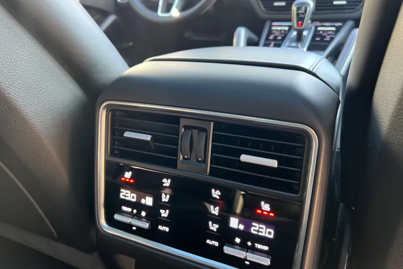 Porsche Cayenne Coupe din 2021 cu 118.000 km - oferta POR167795 - foto 7