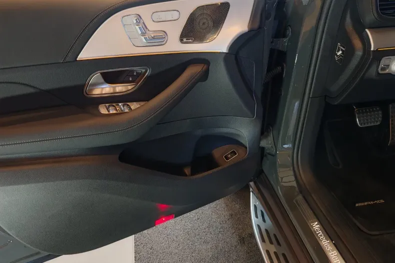 Mercedes-Benz GLE din 2025 cu 1 km - oferta MER167798 - foto 17