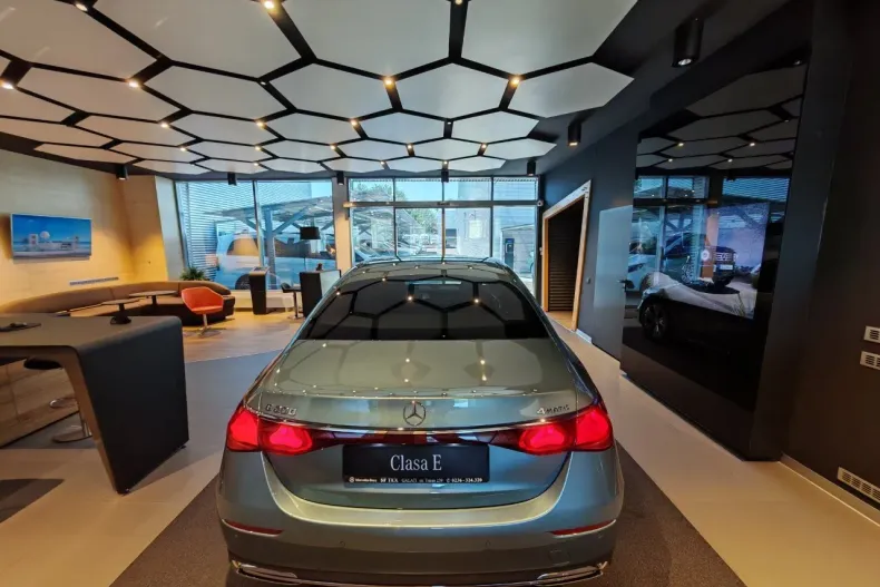 Mercedes-Benz E din 2025 cu 1 km - oferta MER167799 - foto 18