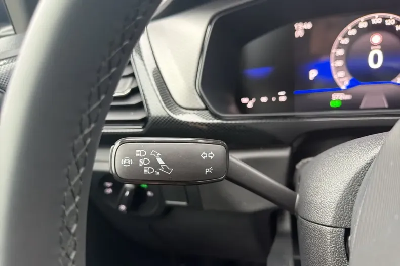 Volkswagen T-Cross din 2025 cu 9.200 km - oferta VOL167811 - foto 19