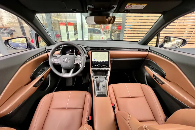 Lexus LBX din 2025 cu 2.000 km - oferta LEX167816 - foto 11