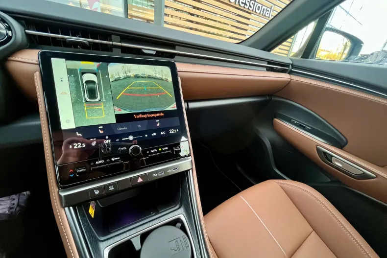 Lexus LBX din 2025 cu 2.000 km - oferta LEX167816 - foto 17