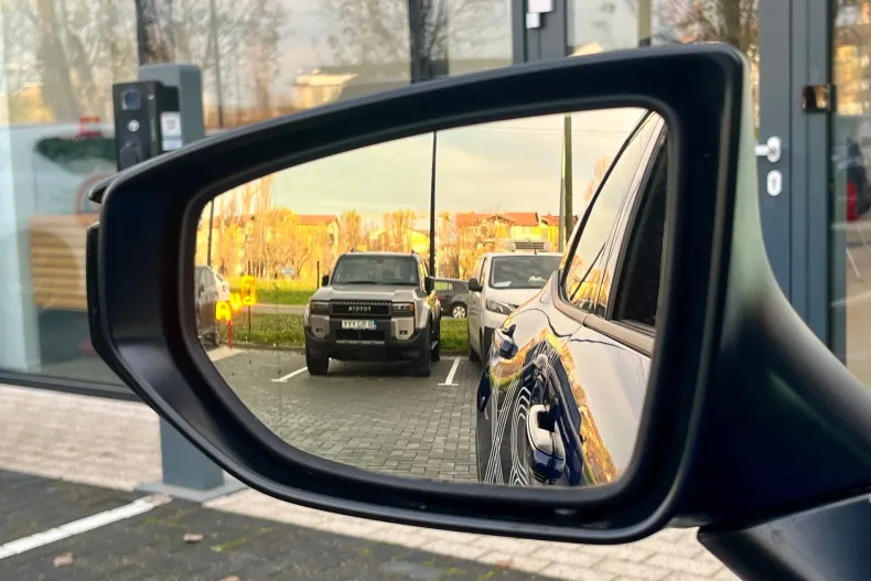 Lexus LBX din 2025 cu 2.000 km - oferta LEX167816 - foto 28