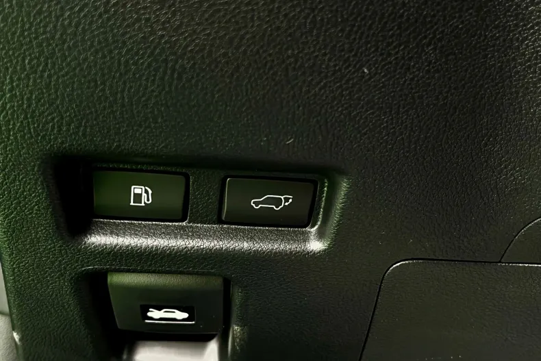 Lexus UX din 2025 cu 3.000 km - oferta LEX167817 - foto 26