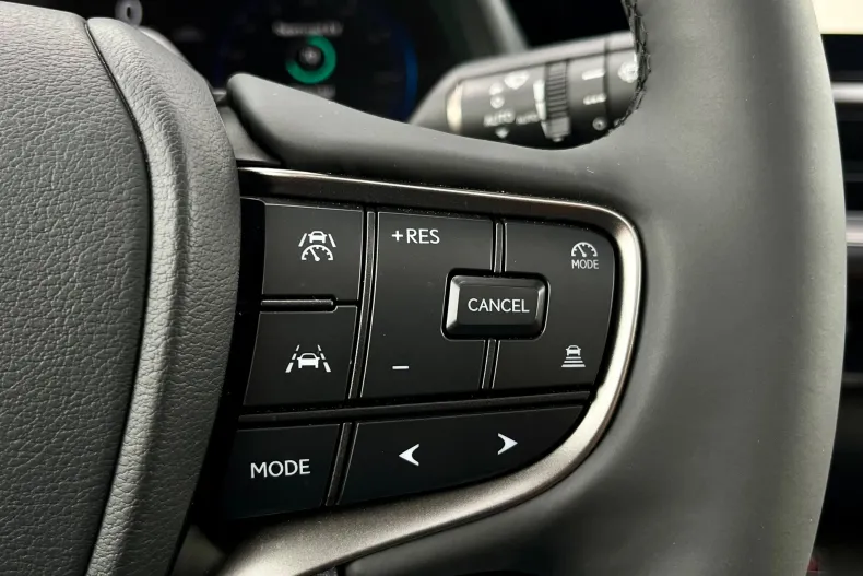 Lexus UX din 2025 cu 3.000 km - oferta LEX167817 - foto 28