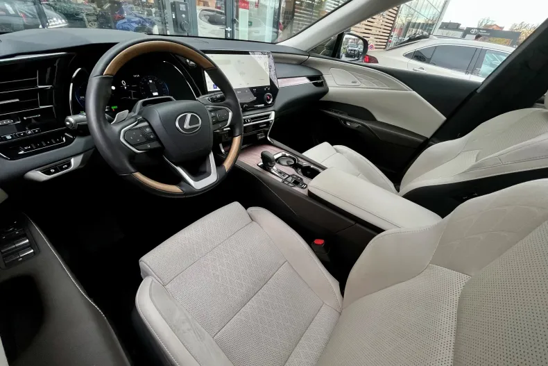 Lexus Seria RX din 2025 cu 4.000 km - oferta LEX167818 - foto 9