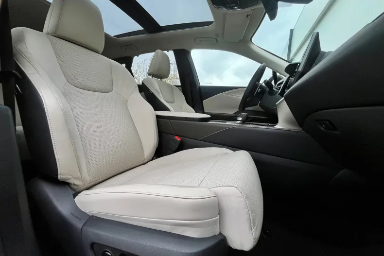 Lexus Seria RX din 2025 cu 4.000 km - oferta LEX167818 - foto 16