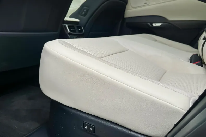 Lexus Seria RX din 2025 cu 4.000 km - oferta LEX167818 - foto 35