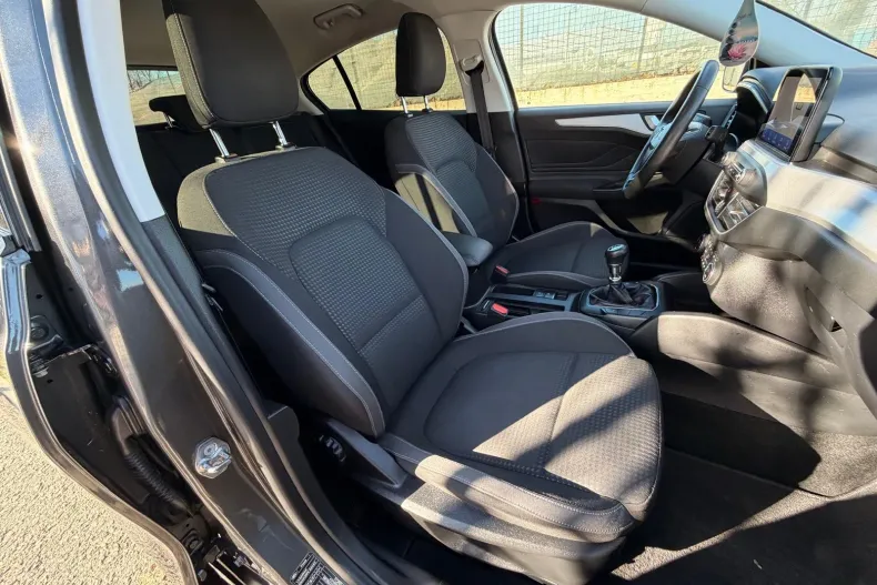 Ford Focus din 2021 cu 118.000 km - oferta FOR167824 - foto 18