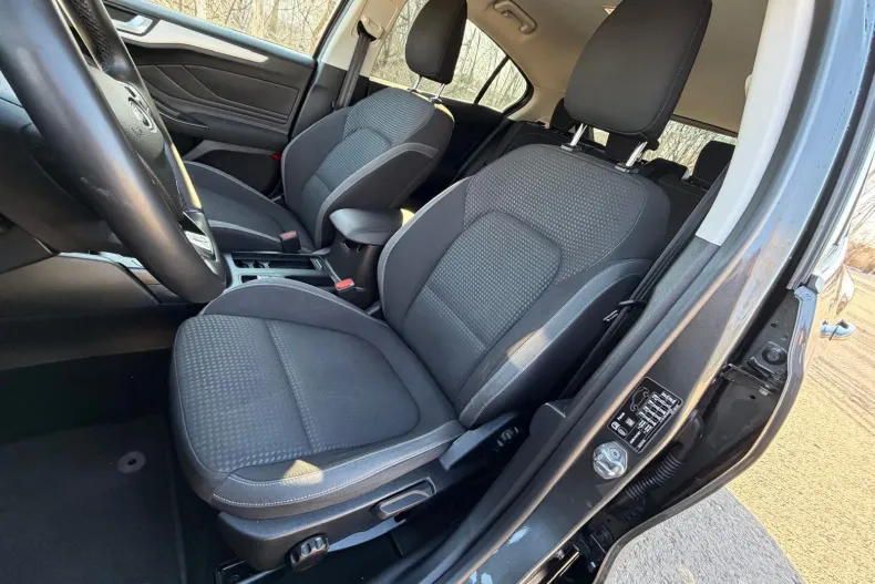 Ford Focus din 2021 cu 118.000 km - oferta FOR167824 - foto 19