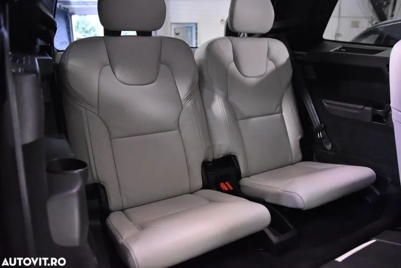 Volvo XC90 din 2022 cu 41.128 km - oferta VOL167843 - foto 13