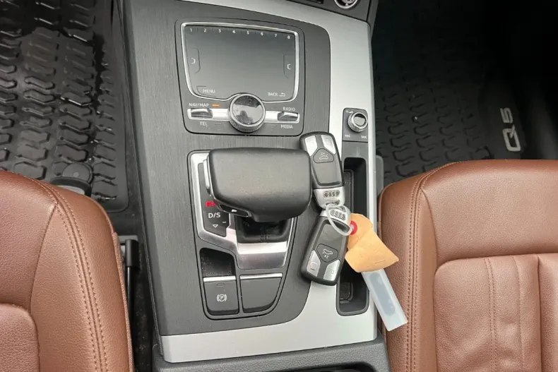 Audi Q5 din 2020 cu 121.000 km - oferta AUD167849 - foto 12