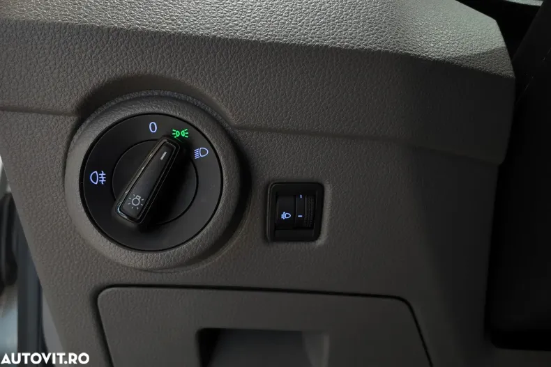 Volkswagen Transporter din 2021 cu 96.600 km - oferta VOL167853 - foto 23