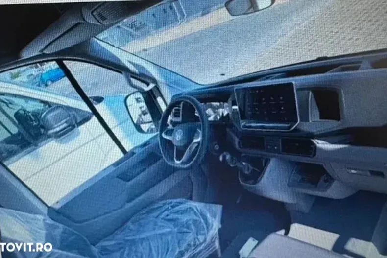 Volkswagen Crafter din 2023 cu 3 km - oferta VOL167857 - foto 8