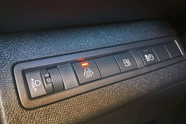 Peugeot 3008 din 2021 cu 80.196 km - oferta PEU167861 - foto 15