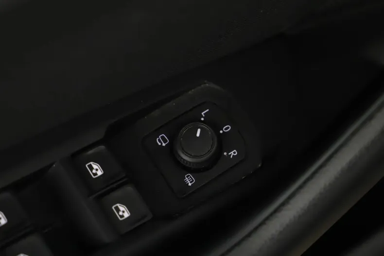 Volkswagen Passat din 2022 cu 156.724 km - oferta VOL167866 - foto 10