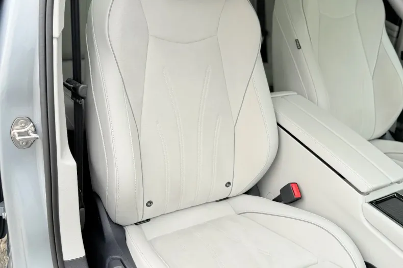 Volkswagen Passat din 2024 cu 11.000 km - oferta VOL167868 - foto 20