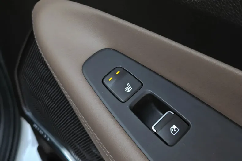 Hyundai SANTA FE din 2021 cu 57.900 km - oferta HYU167873 - foto 34