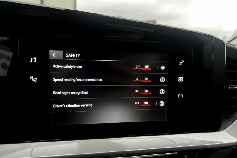 Opel Mokka din 2023 cu 112.737 km - oferta OPE167875 - foto 18