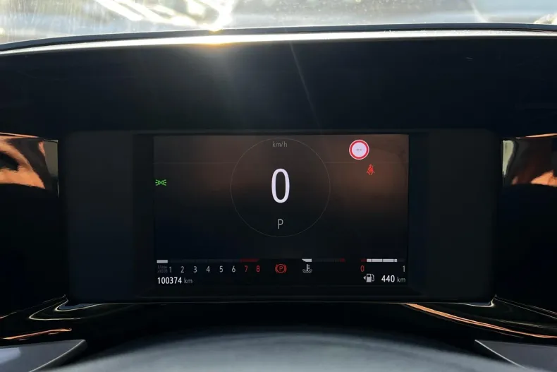 Opel Mokka din 2023 cu 100.374 km - oferta OPE167877 - foto 27