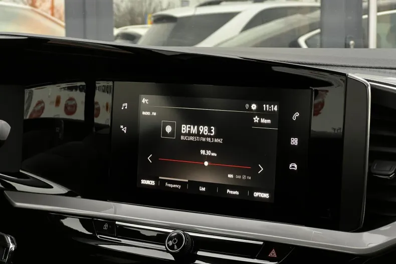 Opel Mokka din 2023 cu 100.374 km - oferta OPE167877 - foto 28