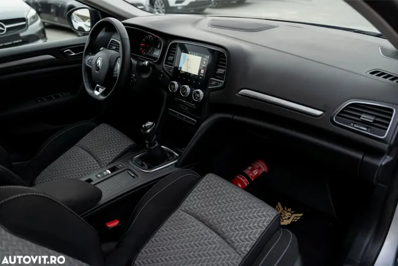 Renault Megane din 2023 cu 111.132 km - oferta REN167880 - foto 7