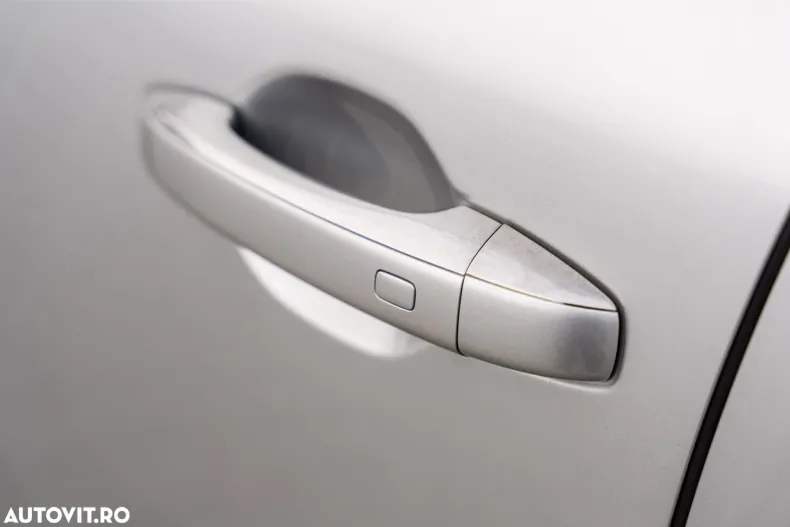 Renault Megane din 2023 cu 111.132 km - oferta REN167880 - foto 11