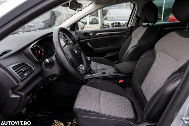Renault Megane din 2023 cu 111.132 km - oferta REN167880 - foto 12