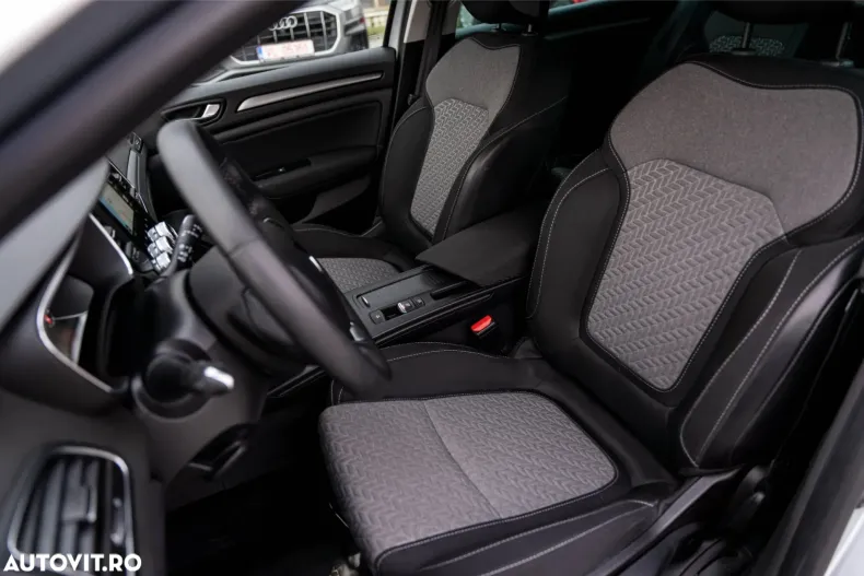 Renault Megane din 2023 cu 111.132 km - oferta REN167880 - foto 13