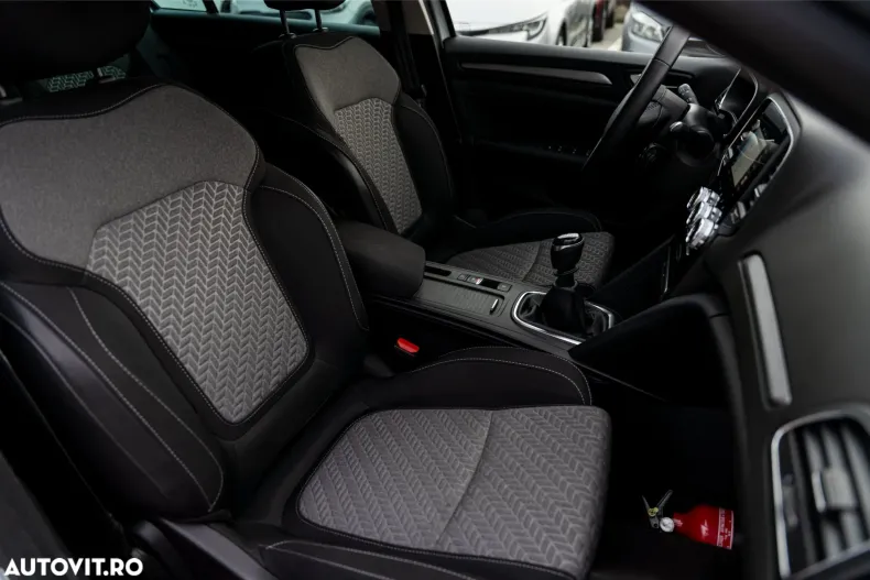 Renault Megane din 2023 cu 111.132 km - oferta REN167880 - foto 16