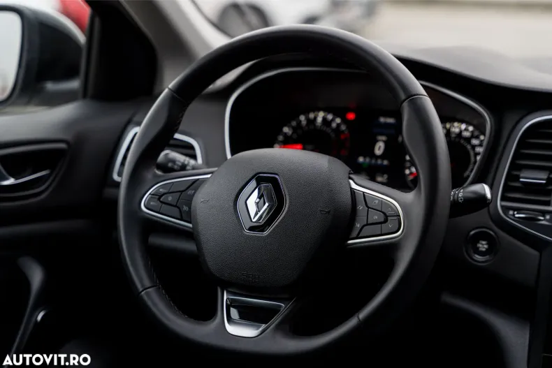 Renault Megane din 2023 cu 111.132 km - oferta REN167880 - foto 18