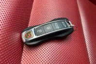 Porsche Taycan din 2021 cu 74.000 km - oferta POR167884 - foto 33