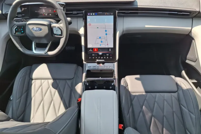Ford Explorer din 2024 cu 4.500 km - oferta FOR167899 - foto 11