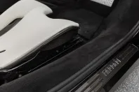 Ferrari SF90 din 2024 cu 2.700 km - oferta FER167905 - foto 23