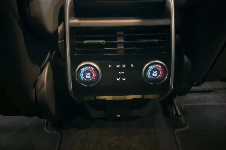 Land Rover Range Rover din 2025 cu 11.630 km - oferta LAN167910 - foto 18