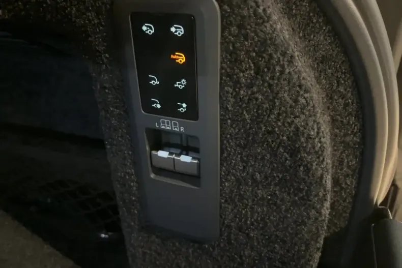 Land Rover Range Rover din 2025 cu 11.630 km - oferta LAN167910 - foto 20