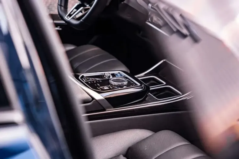 BMW i7 din 2023 cu 65.294 km - oferta BMW167912 - foto 20