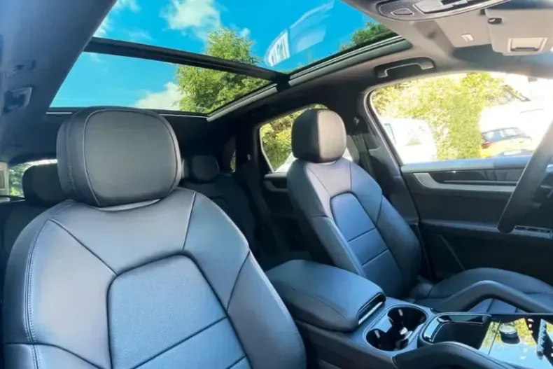 Porsche Cayenne din 2025 cu 9.980 km - oferta POR167928 - foto 8