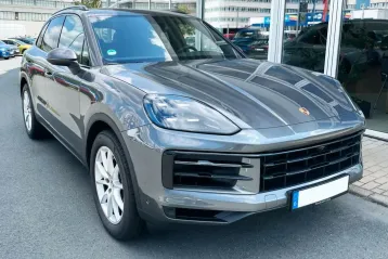 Porsche Cayenne din 2025 - oferta POR167929