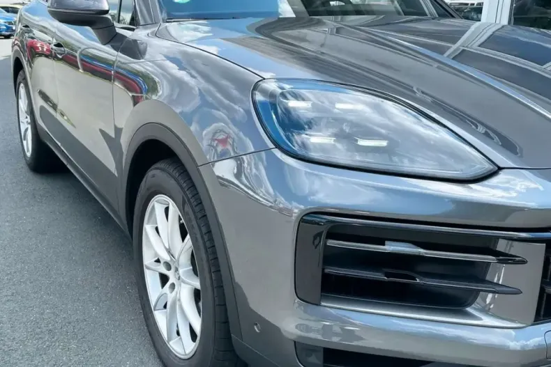 Porsche Cayenne din 2025 cu 6.300 km - oferta POR167929 - foto 3