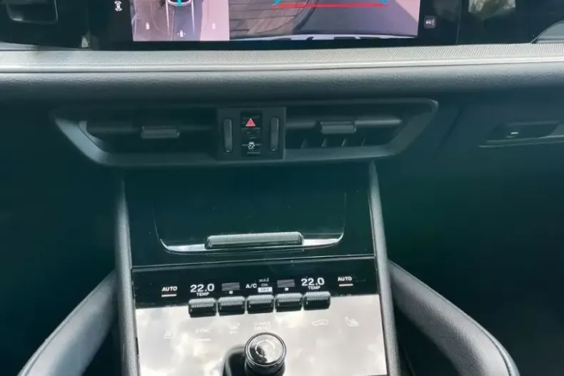 Porsche Cayenne din 2025 cu 6.300 km - oferta POR167929 - foto 13