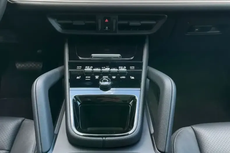 Porsche Cayenne din 2025 cu 6.300 km - oferta POR167929 - foto 14