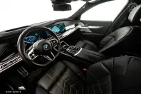 BMW i7 din 2023 cu 22.870 km - oferta BMW167931 - foto 4