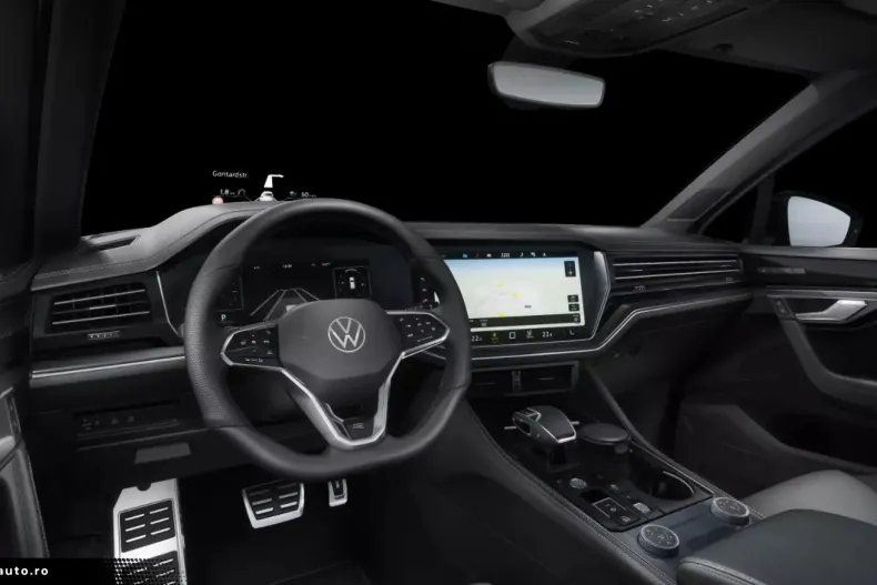 Volkswagen Touareg din 2024 cu 27.000 km - oferta VOL167939 - foto 2